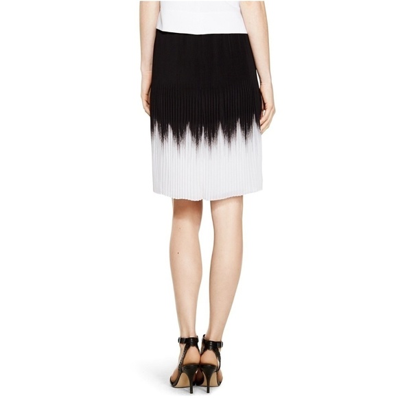 WHBM Chiffon Skirt Black and White Ombre Frilly Accordion Pleating Colour Block - Picture 5 of 14